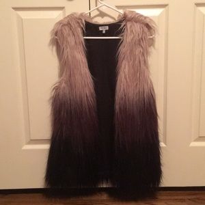 Hombre Fur Vest